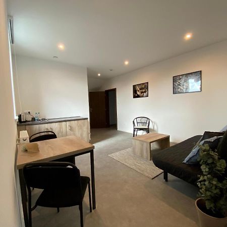 Apartmany Pelhrimov Bagian luar foto