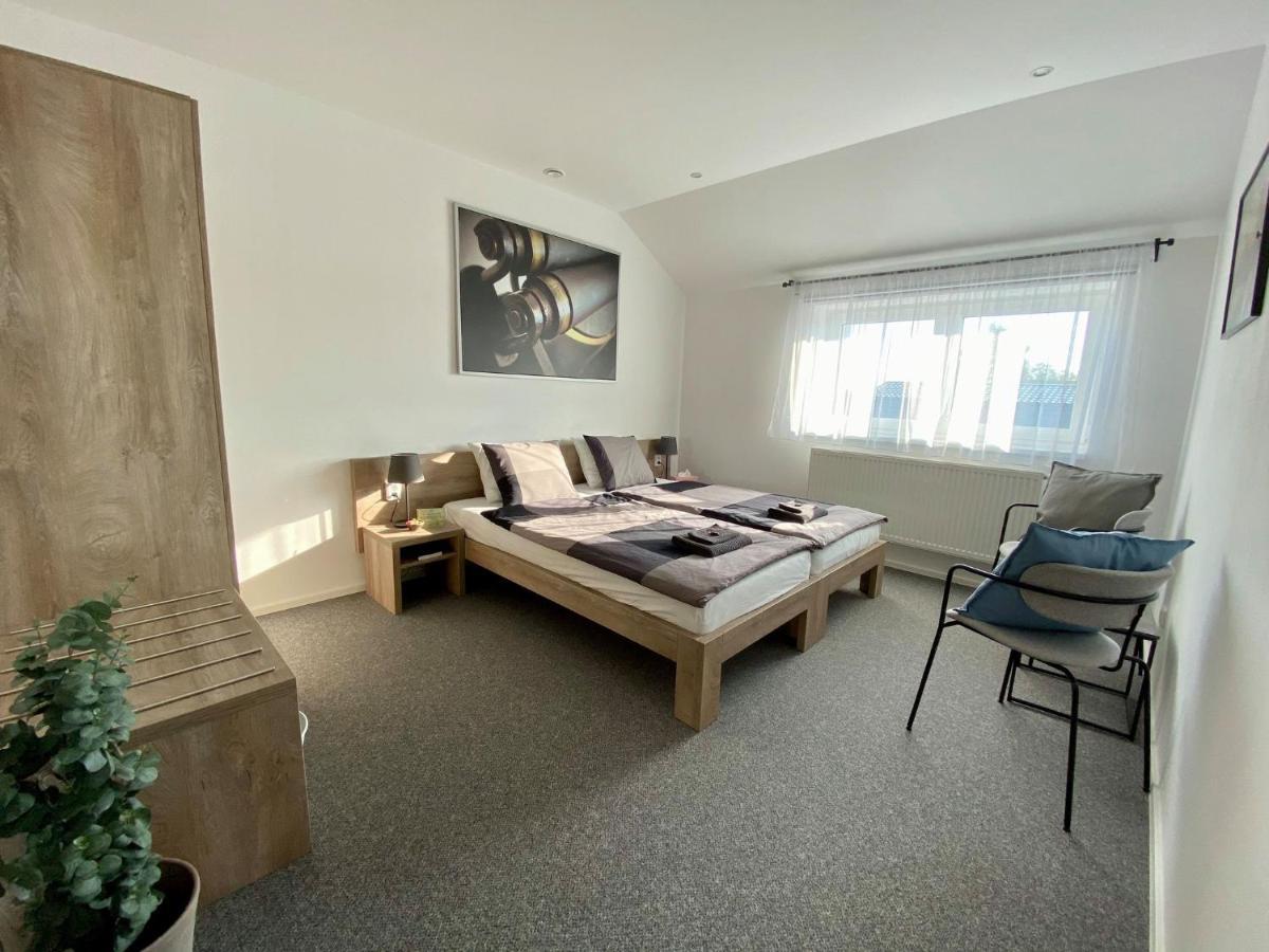 Apartmany Pelhrimov Bagian luar foto